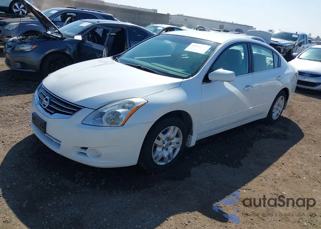 1N4AL2AP2CN419533: 41664488