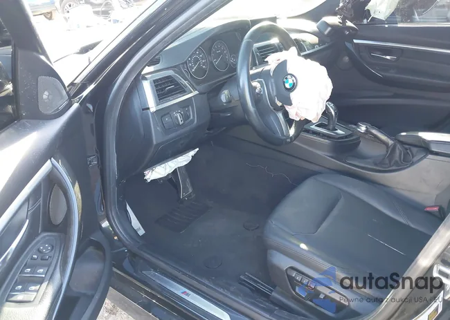 WBA8B3C51JK384797: 41665161