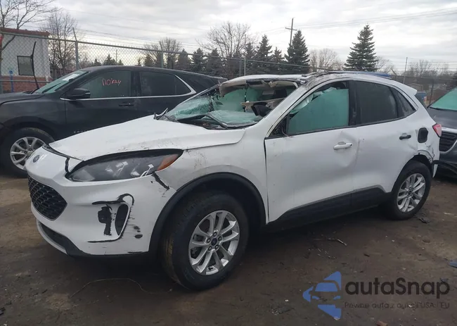 1FMCU9G68LUC53141: 41667036