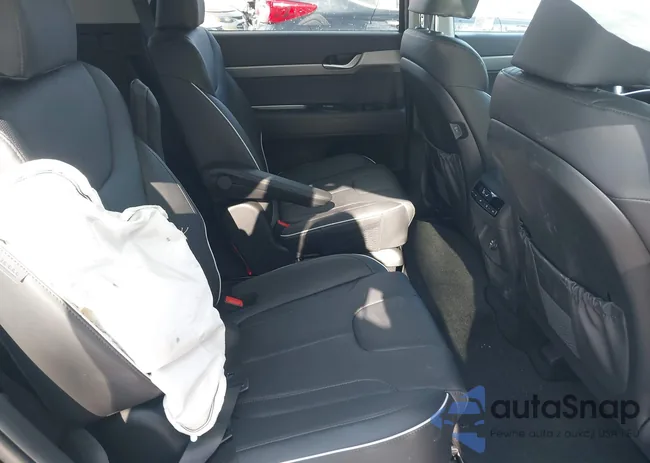 KM8R2DGE9SU859637: 41667751