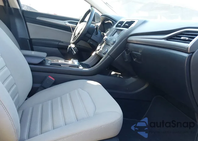 3FA6P0G78JR273378: 41667380