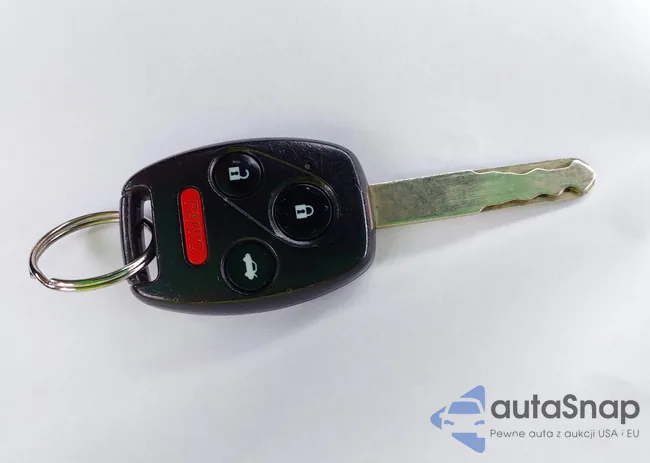 2HGFB2F80CH588853: 41668730