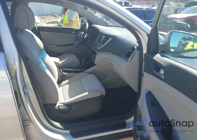 KM8J33A46JU709410: 41668800