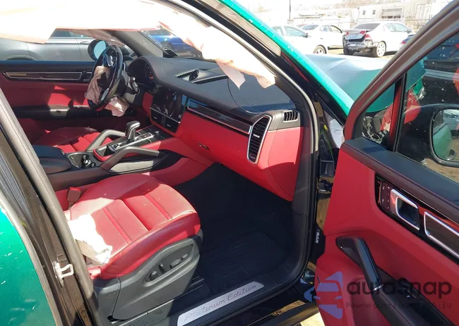 WP1AE2AY7NDA26826: 41669548