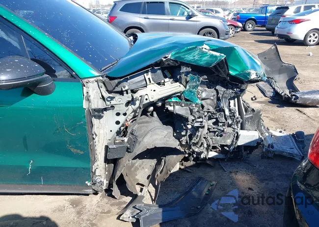 WP1AE2AY7NDA26826: 41669548