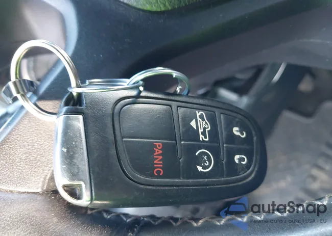 1C6RR7YT6HS760106: 41671874