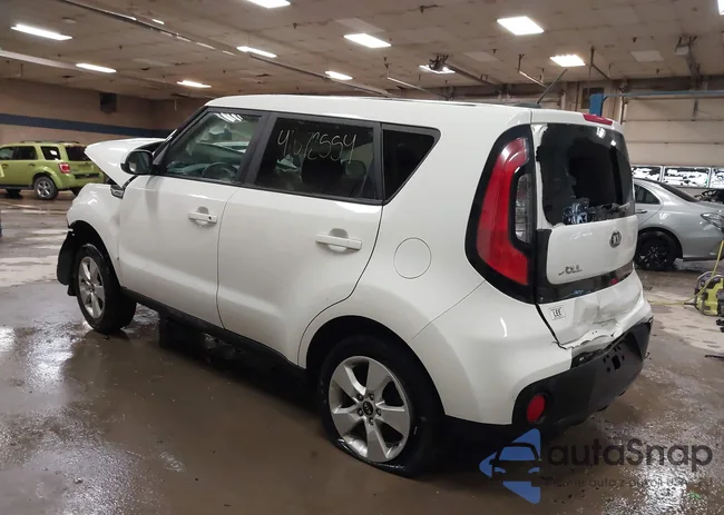 KNDJN2A22J7609326: 41672554