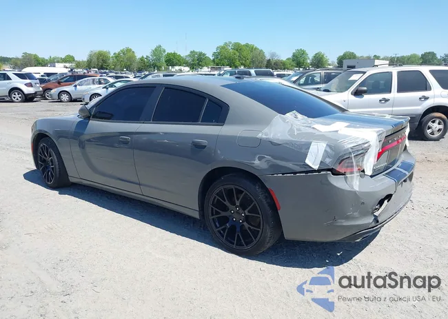 2C3CDXBG8KH643736: 41672771