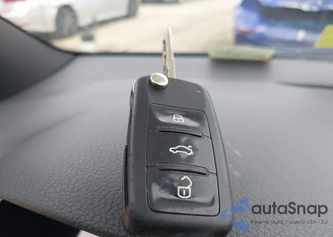 WVWHV7AJ7CW192605: 41673550