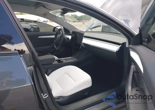 5YJ3E1EC5PF713446: 41673976