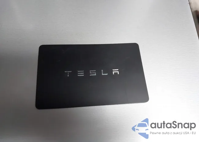 5YJ3E1EC5PF713446: 41673976