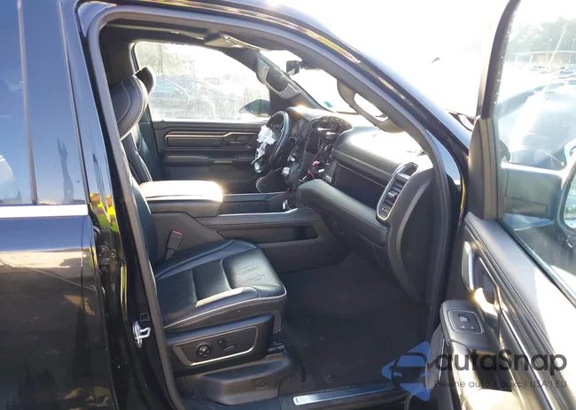 1C6SRFHT5KN624647: 41674035