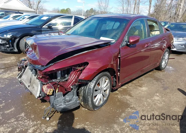 1HGCP2F86CA137896: 41676540