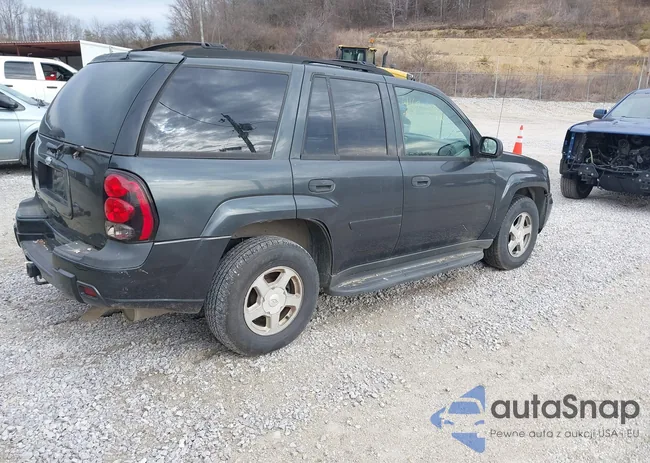 1GNDT13S362107382: 41676992