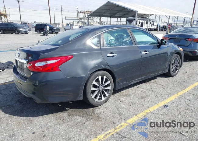 1N4AL3AP1HC227786: 41677797