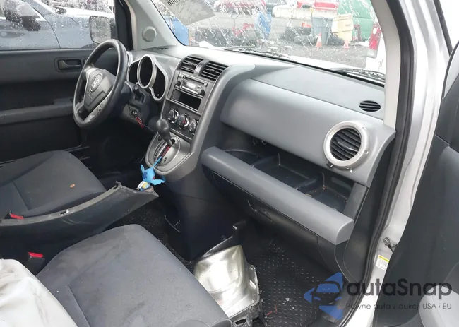 5J6YH28398L001609: 41677806