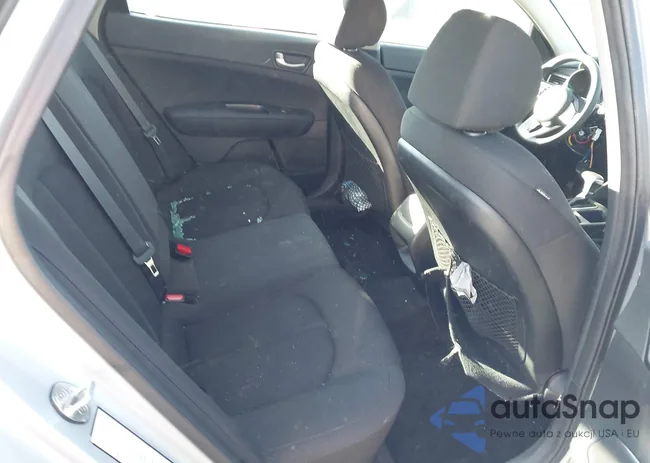 5XXGT4L33LG432037: 41677930