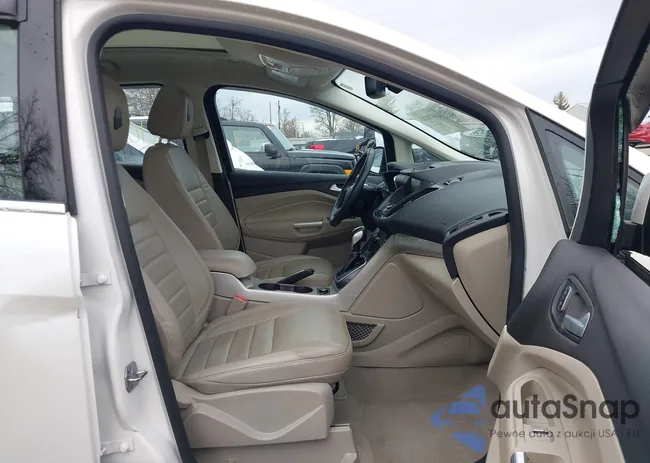 1FADP5BU5FL100943: 41678083