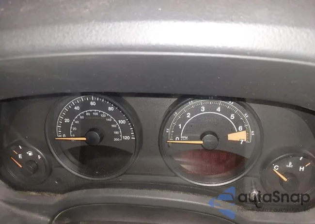 1C4NJDBB6HD138221: 41678560