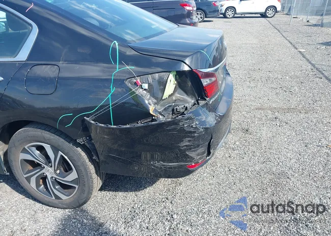 1HGCR2F36GA043828: 41679101