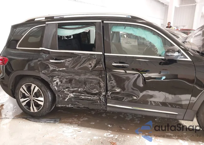 W1N4M4HB2SW392023: 41679534