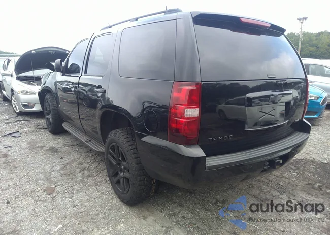 1GNFC13028R144859: 41681099