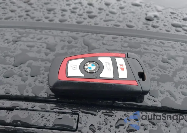 WBA8D9C55JA607605: 41682994