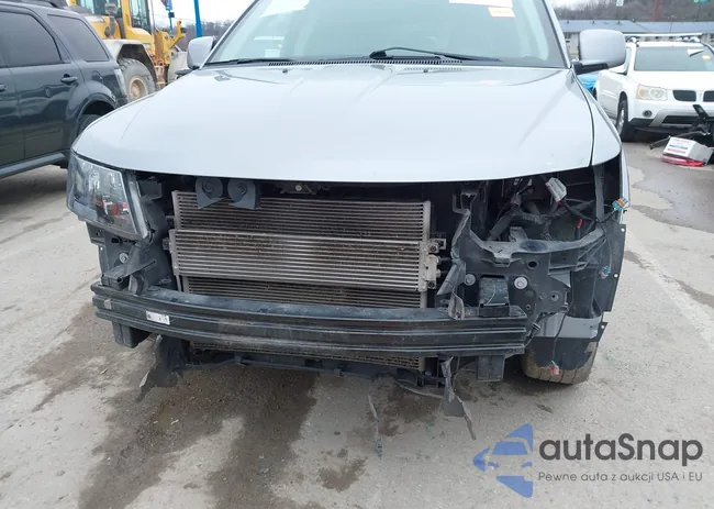 3C4PDCGBXLT265799: 41683702