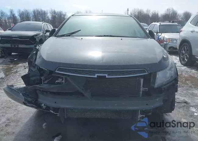 1G1PC5SB9E7409767: 41685004