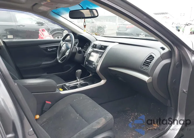 1N4AL3AP2EC425028: 41684260