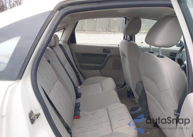 1FAHP3FN6AW293054: 41685584