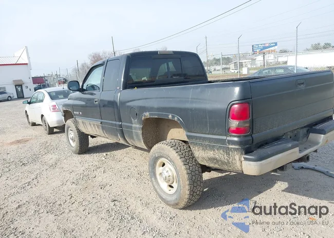 3B7KF23Z71G760467: 41686925