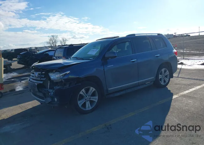 5TDDK3EH3CS103443: 41686490