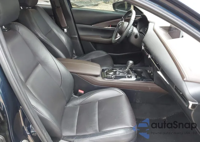 3MVDMBEM0LM130521: 41688043