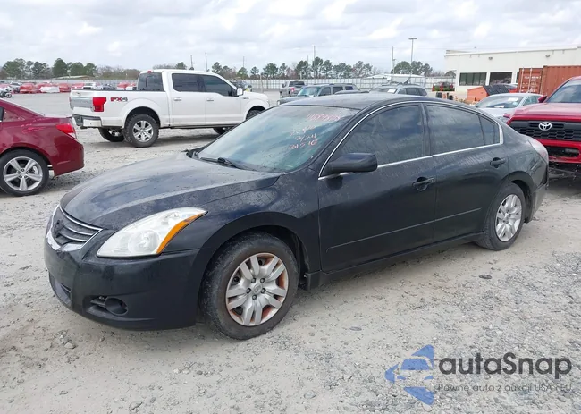 1N4AL2AP4BC131510: 41689808