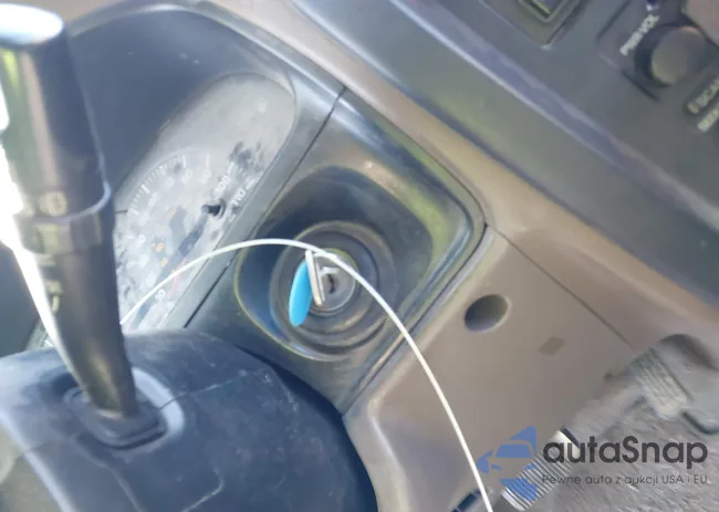 JT3GN86R4Y0153081: 41689888