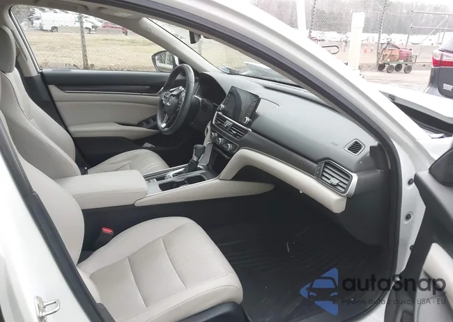 1HGCV1F55KA040323: 41689228