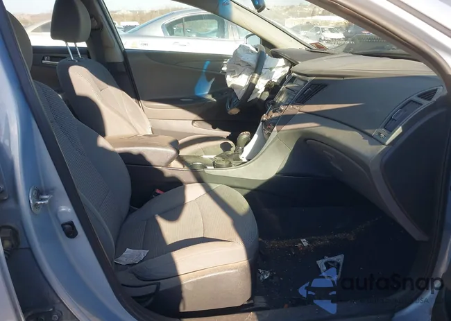 5NPEB4AC7CH456875: 41689444