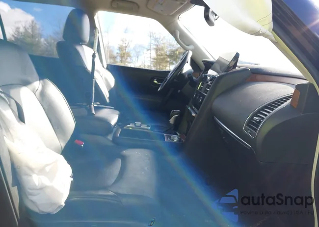 JN8AY2BB8M9792203: 41689475