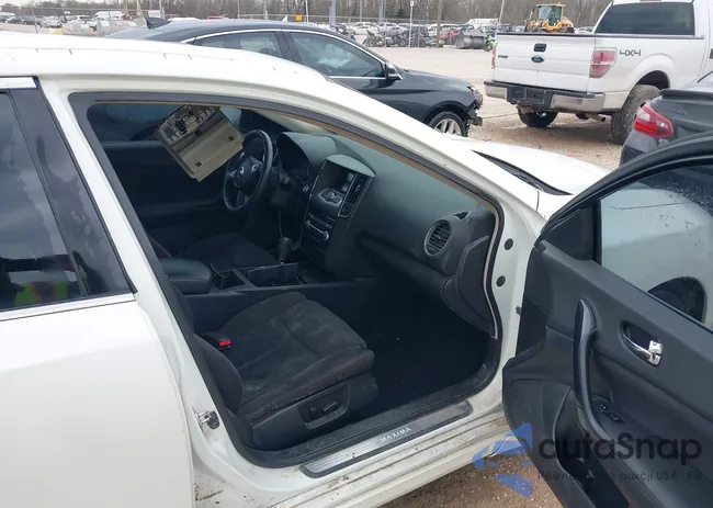 1N4AA5AP8DC847689: 41690836