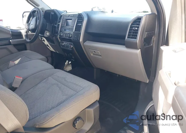 1FTEW1CB9JKD45301: 41690405