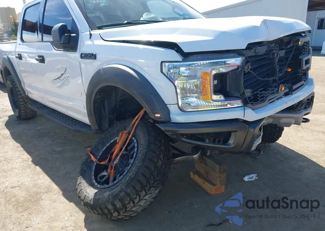 1FTEW1CB9JKD45301: 41690405