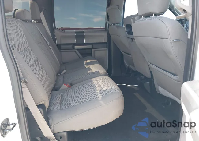 1FTEW1CB9JKD45301: 41690405