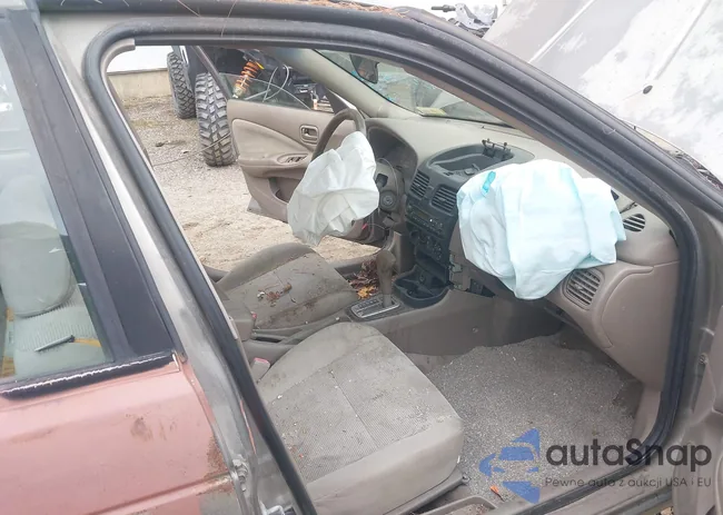 3N1CB51AX4L561474: 41691734