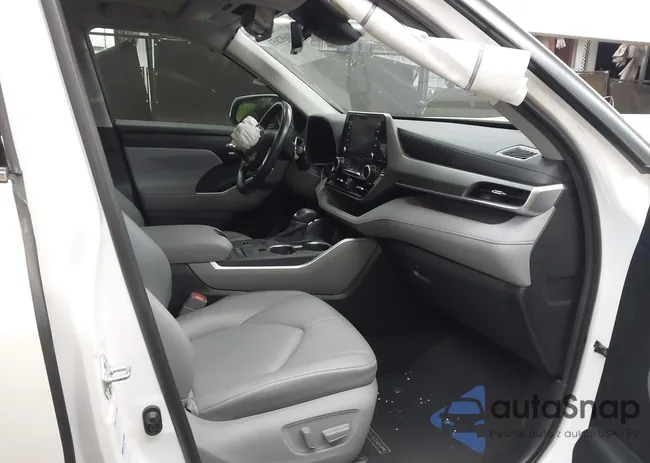 5TDHBRCHXLS002018: 41692653