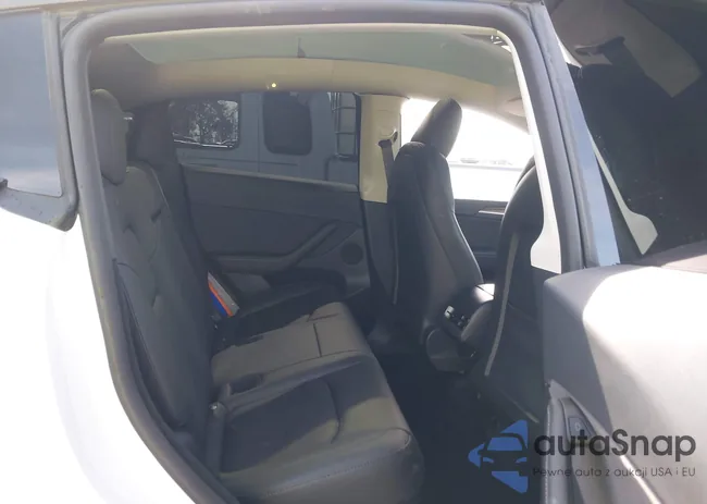 7SAYGDEE8RF161370: 41692706