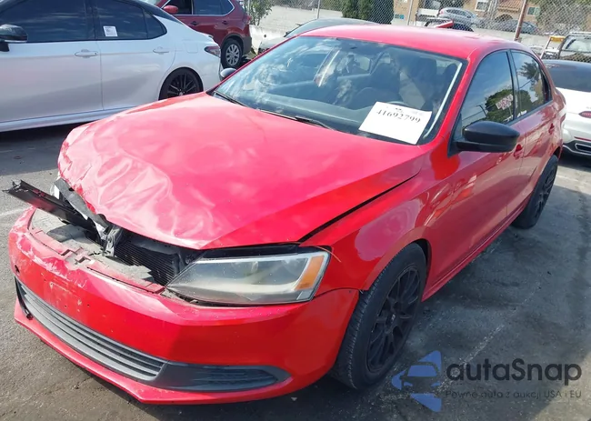 3VW2K7AJ0BM374480: 41692799