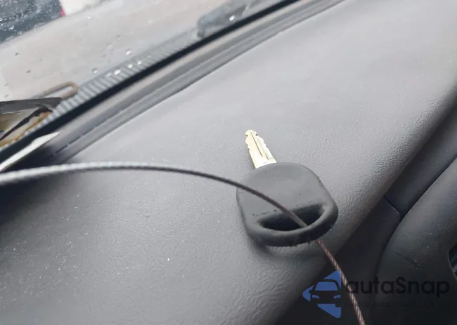 1FTYR14V02PB29354: 41692895