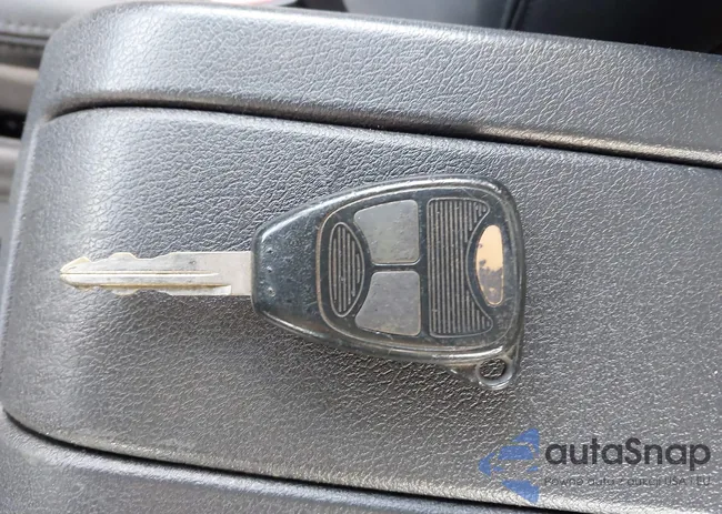 1J8FT28098D714899: 41693193