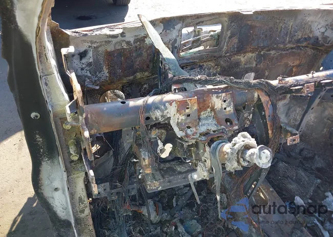 3N1CP5CU3KL509030: 41694736